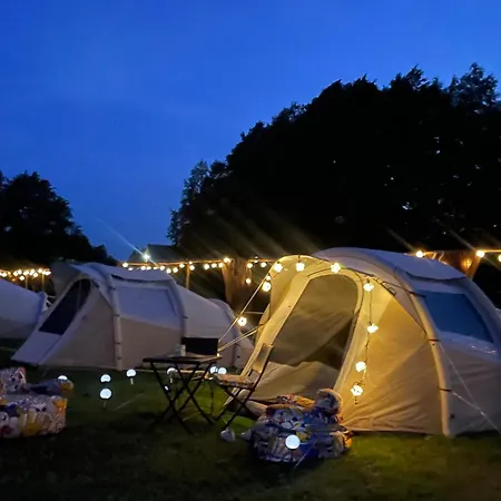 Luxusní stan Pole Namiotowe Rumiana Dolina Rybno (Dzialdowo)